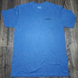 Patagonia Shirt Mens Medium Blue Logo Organic Cotton Tee Recycled Polyester